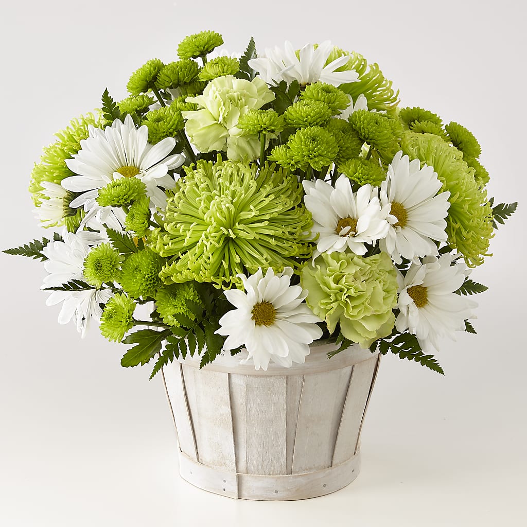 Lucky Charm Basket (Standard) – Unique Flowers And Wedding, Miami FL