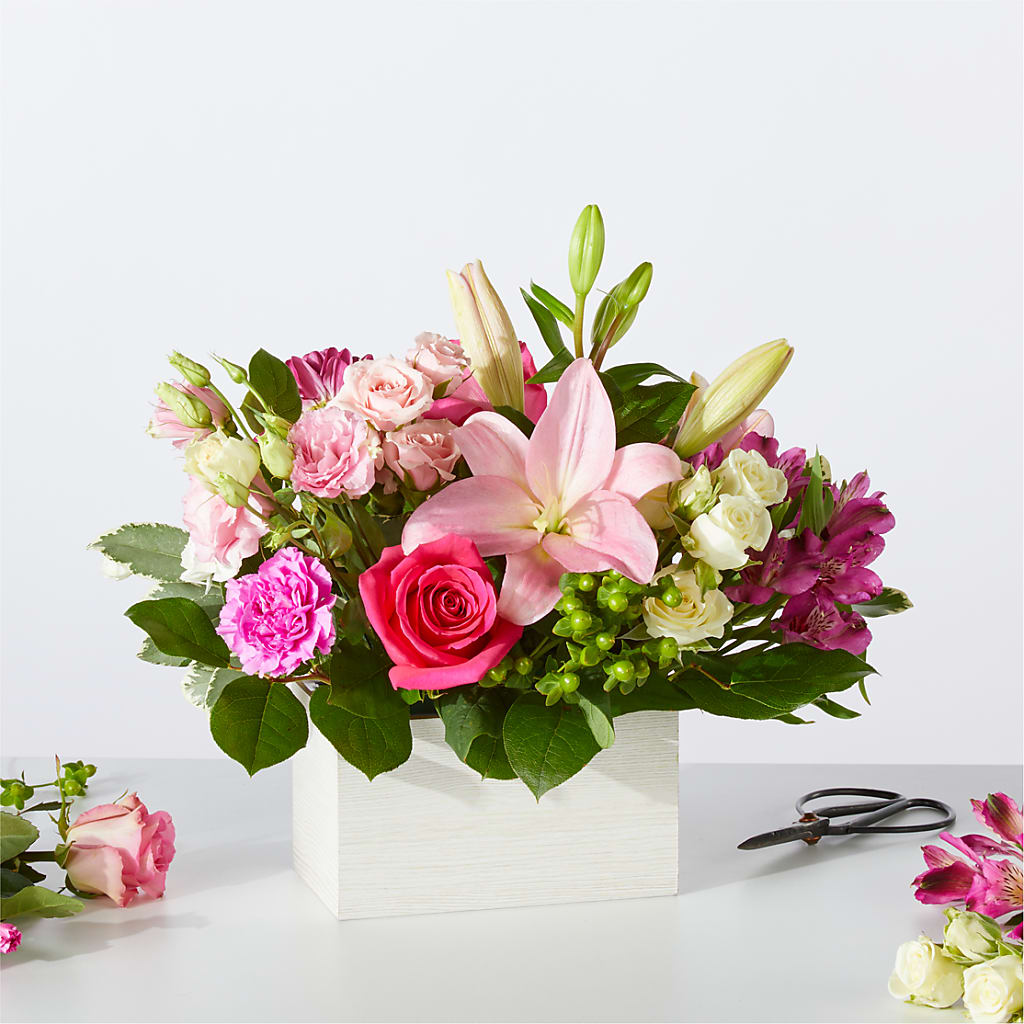 Sweetberry Box – A Florist Original – Unique Flowers And Wedding, Miami FL