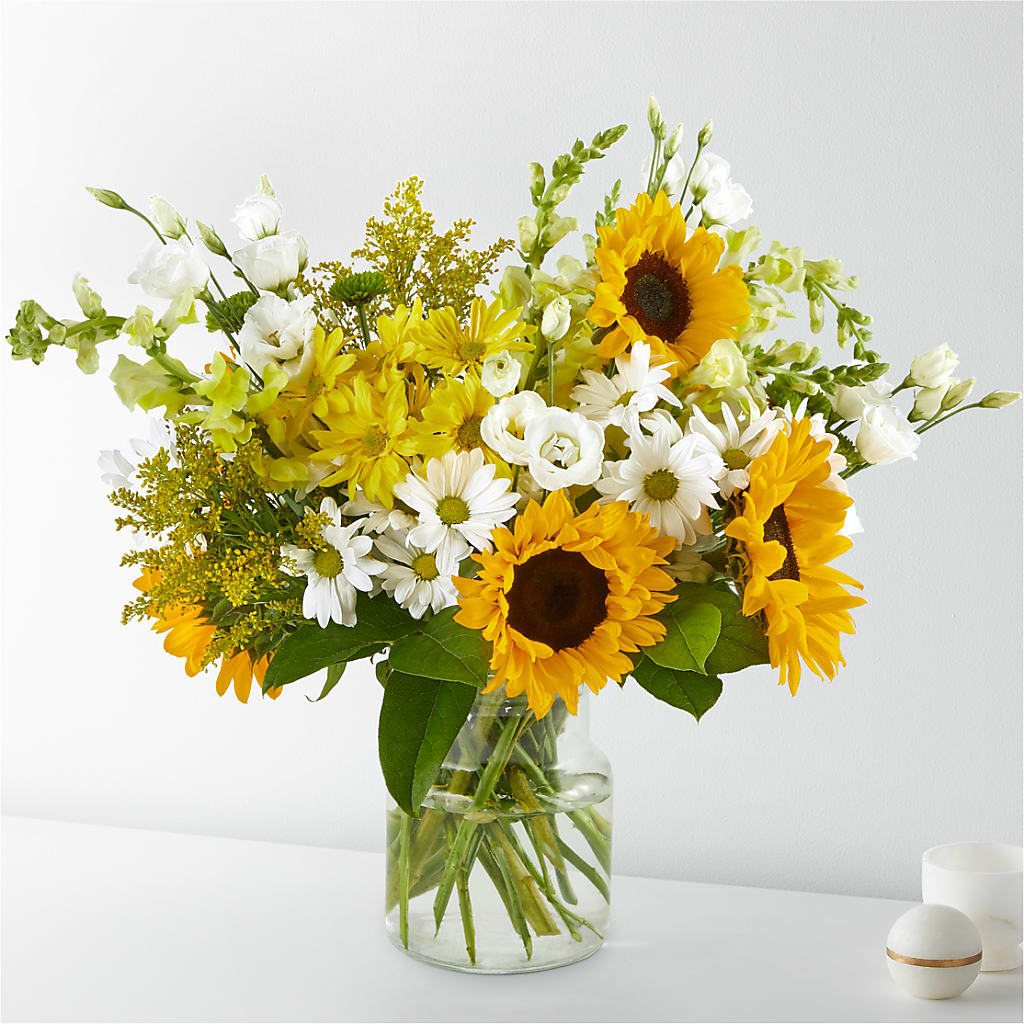 Hello Sunshine Bouquet – Unique Flowers And Wedding, Miami FL
