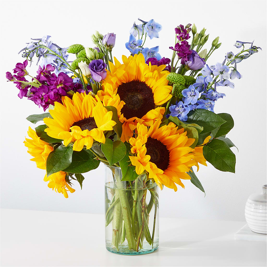 Catching Rays Bouquet – Unique Flowers And Wedding, Miami FL