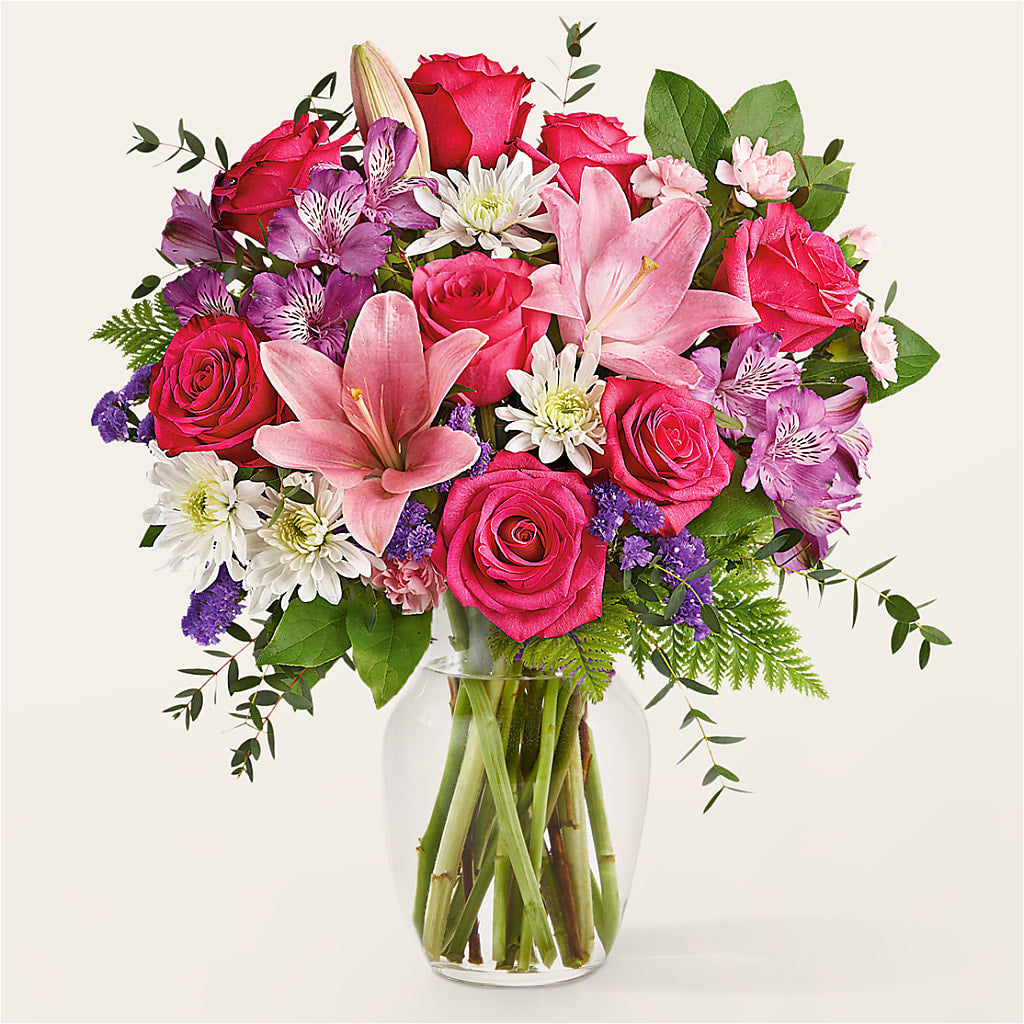 Lace & Pearls Bouquet – Unique Flowers And Wedding, Miami FL