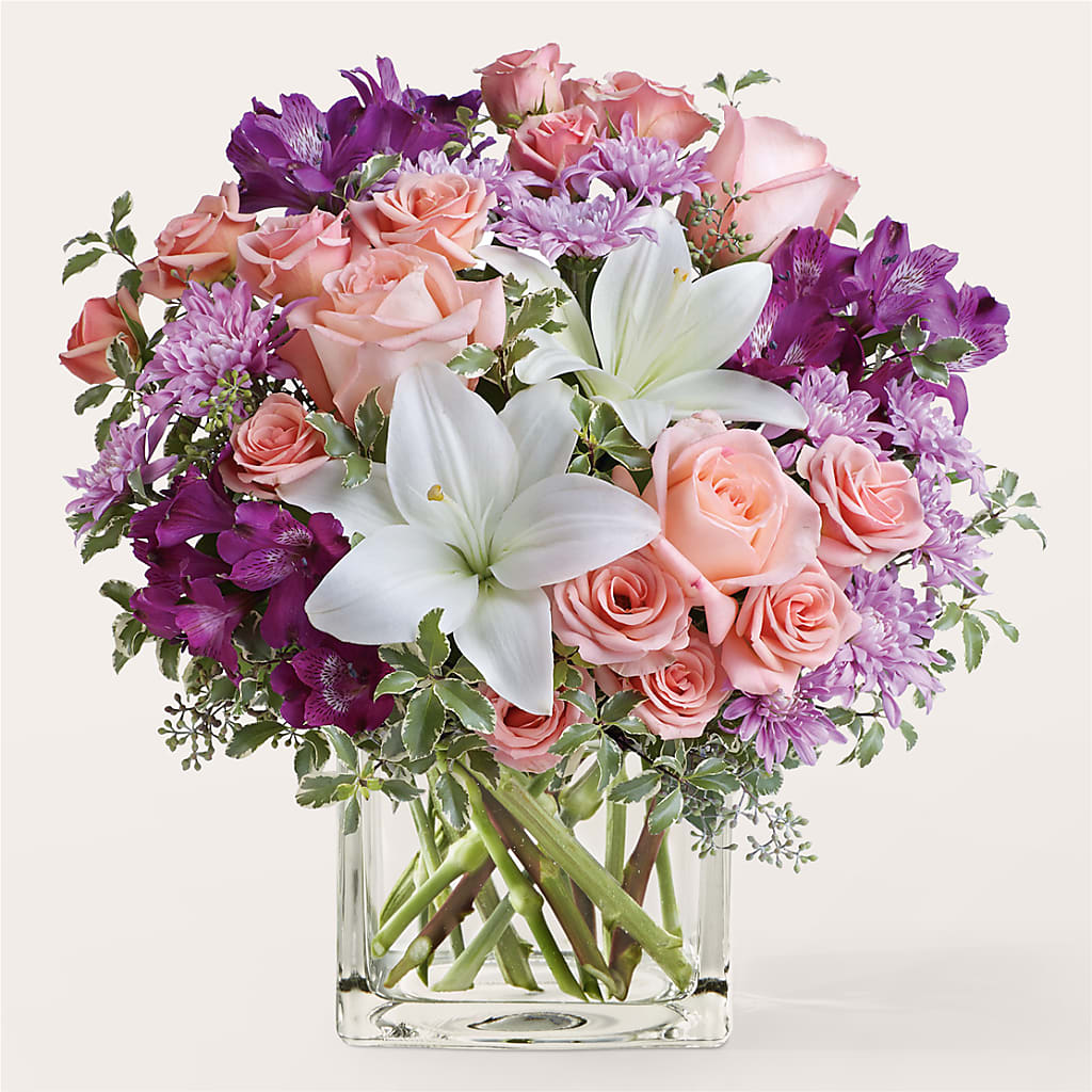 Mani Pedi Bouquet – Unique Flowers And Wedding, Miami FL
