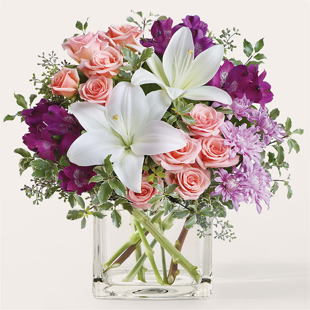 Mani Pedi Bouquet – Unique Flowers And Wedding, Miami FL