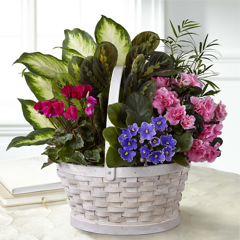 Peaceful Garden Planter – Unique Flowers And Wedding, Miami FL