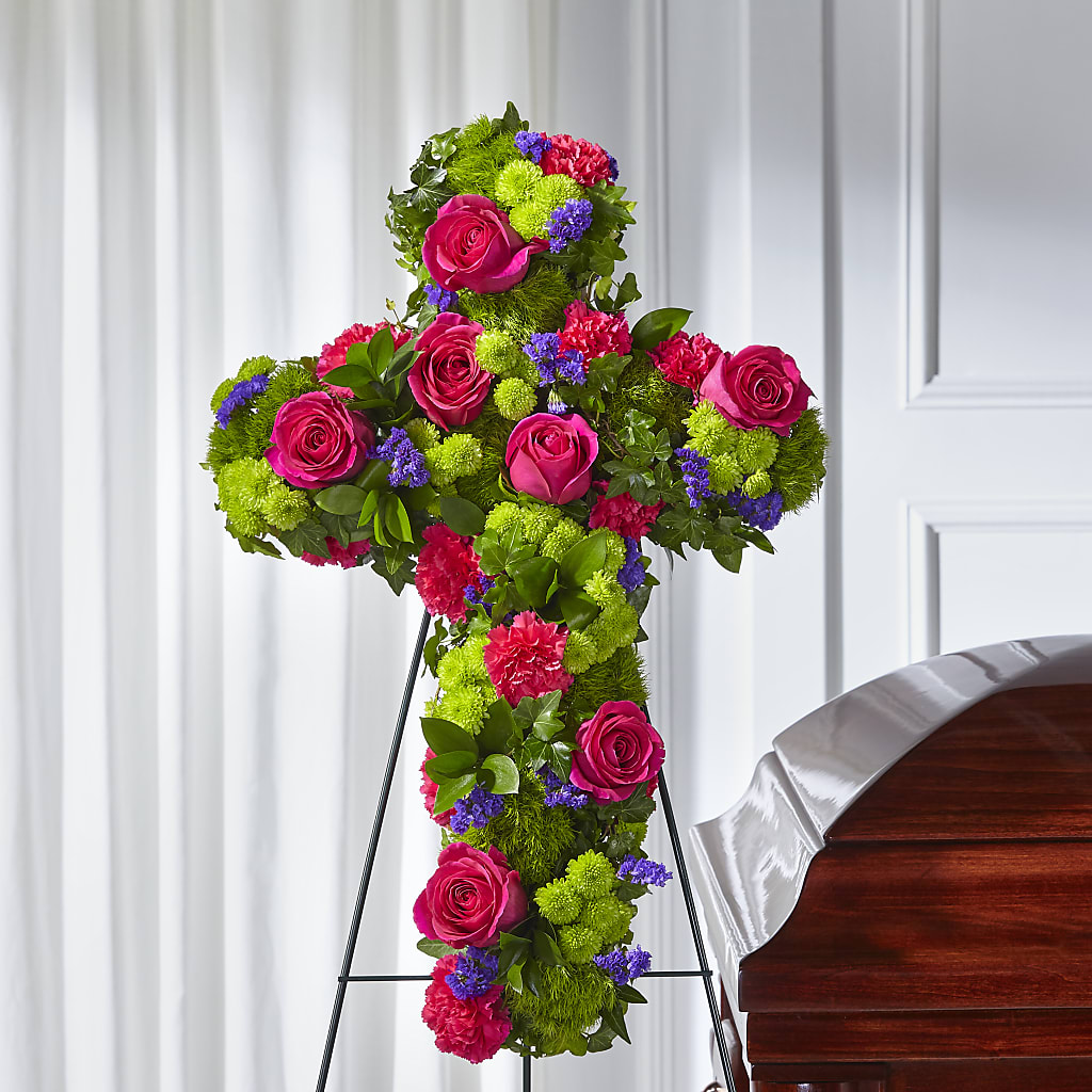Tribute Rose Floral Cross – Unique Flowers And Wedding, Miami FL