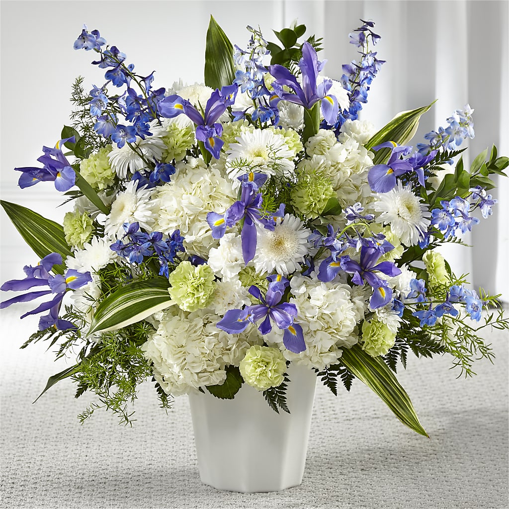 Soft Serenity Floor Basket – Unique Flowers And Wedding, Miami FL