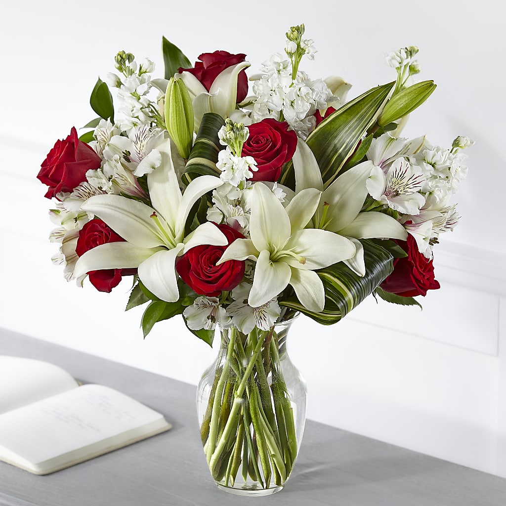 Loving Respect Bouquet – Unique Flowers And Wedding, Miami FL