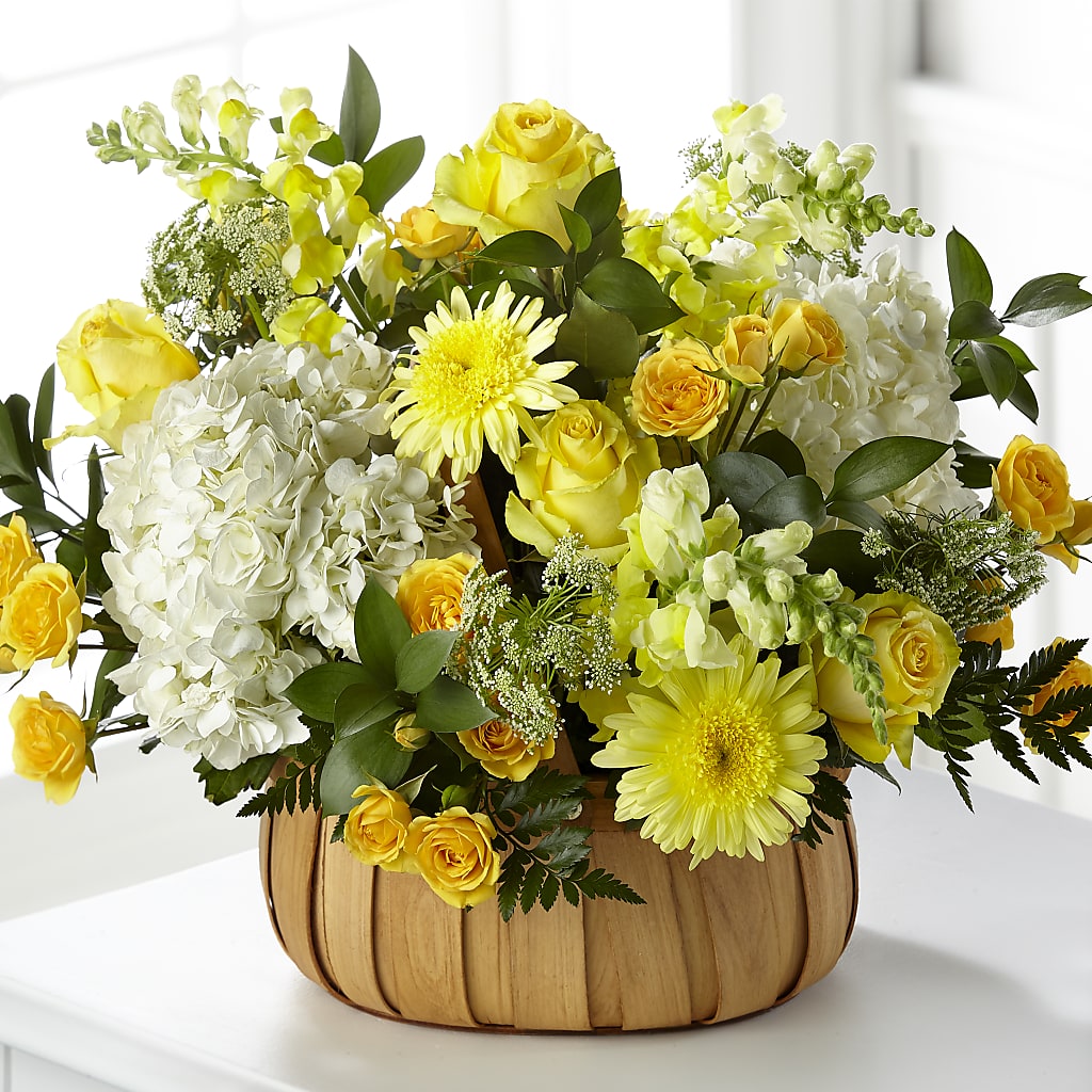 Rustic Remembrance Basket – Unique Flowers And Wedding, Miami FL