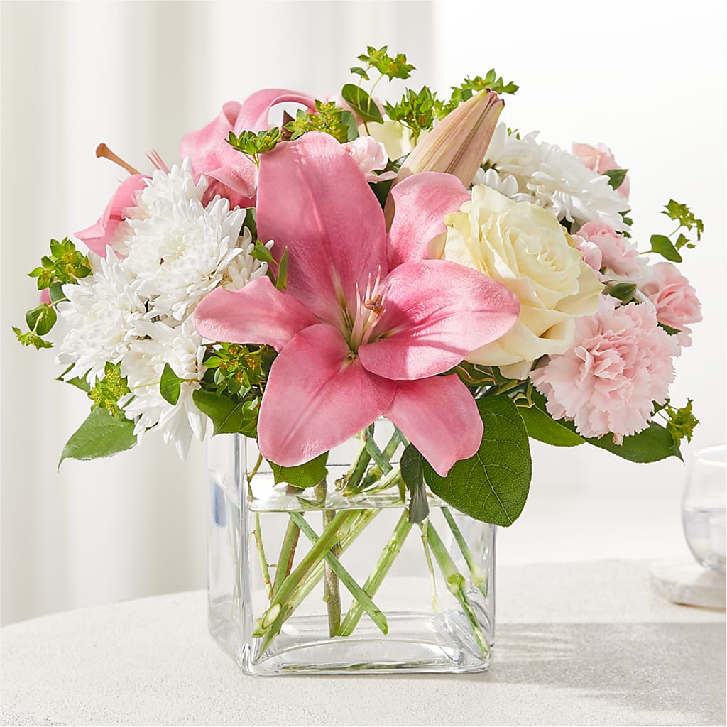 By Your Side Bouquet – Unique Flowers And Wedding, Miami FL