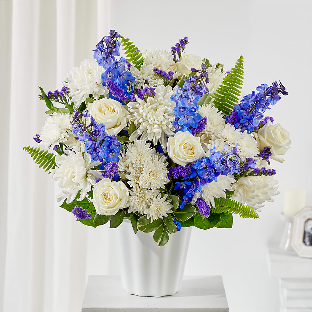 Hold Dear Tabletop Basket – Unique Flowers And Wedding, Miami FL