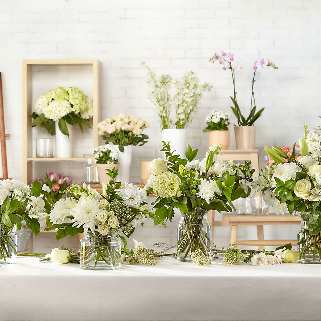 Classic Ivory – A Florist Original – Unique Flowers And Wedding, Miami FL
