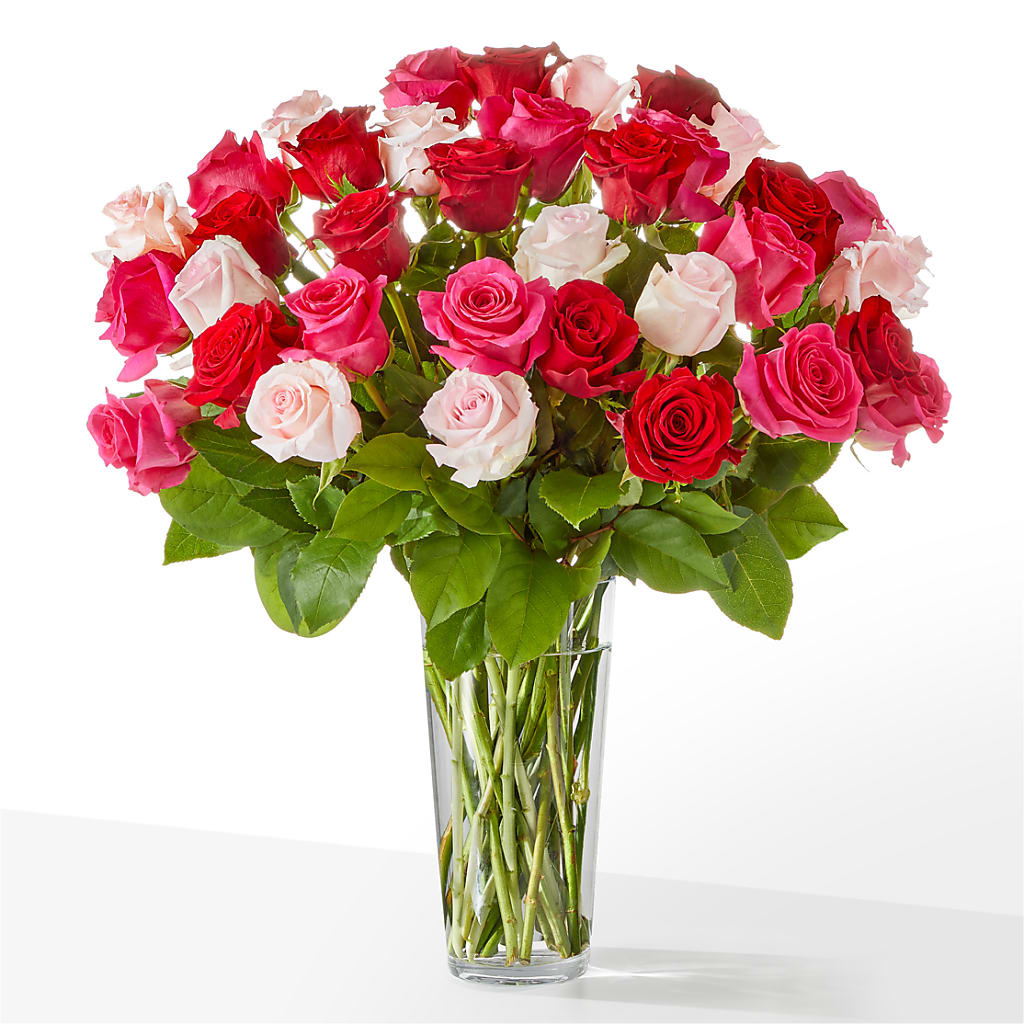 Charming Rose Bouquet – Unique Flowers And Wedding, Miami FL