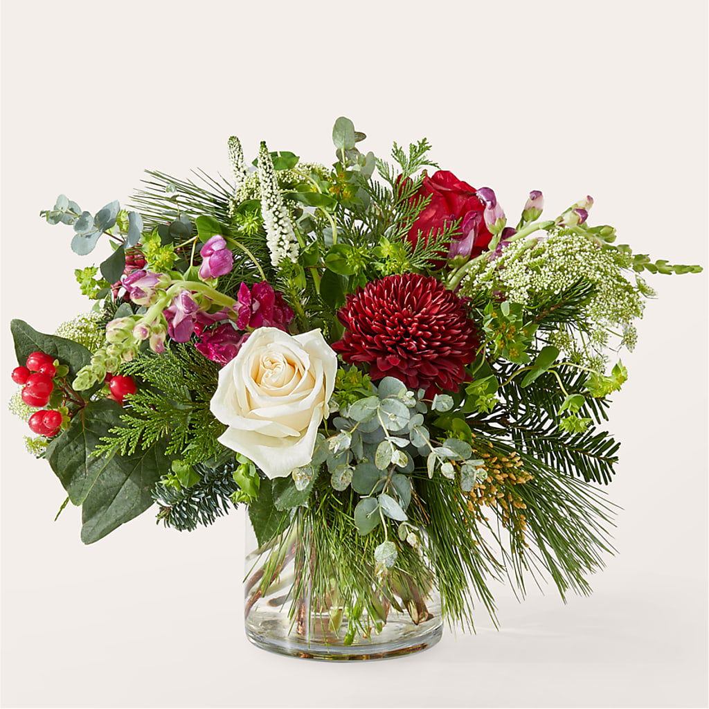 Cranberry Fizz Bouquet – Unique Flowers And Wedding, Miami FL