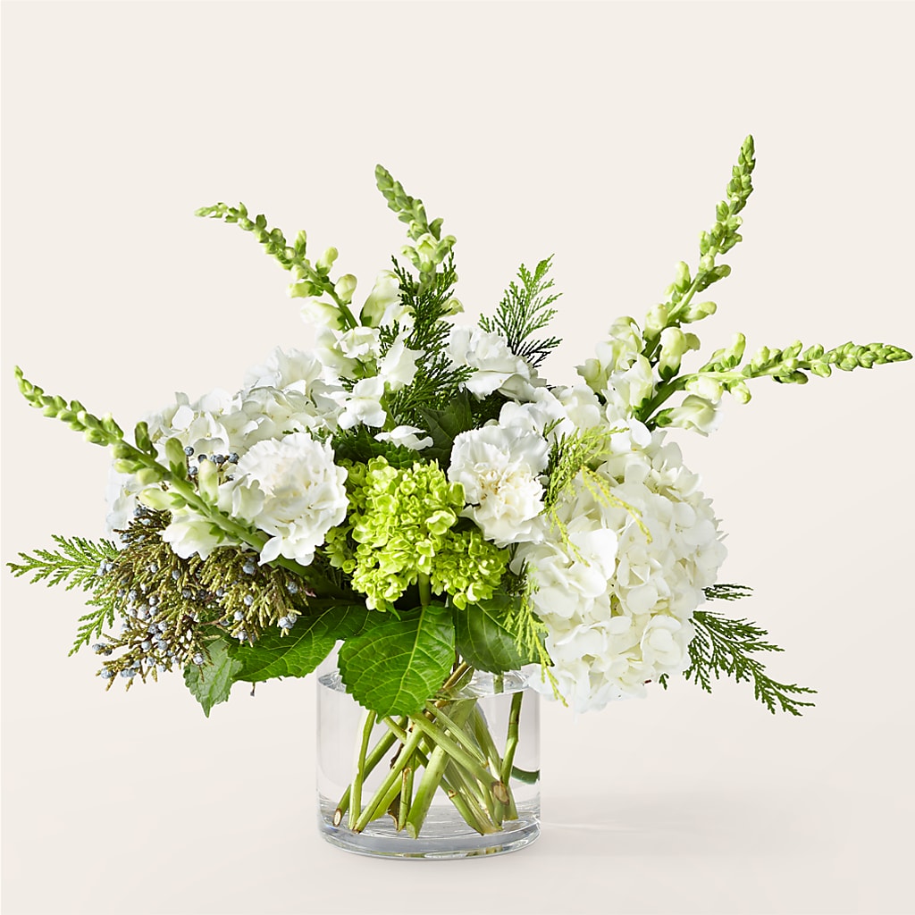 Marshmallows on Top Bouquet – Unique Flowers And Wedding, Miami FL