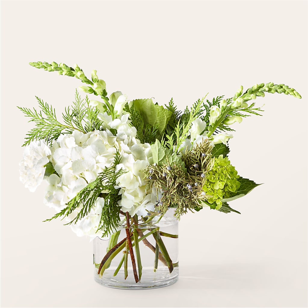 Marshmallows on Top Bouquet – Unique Flowers And Wedding, Miami FL