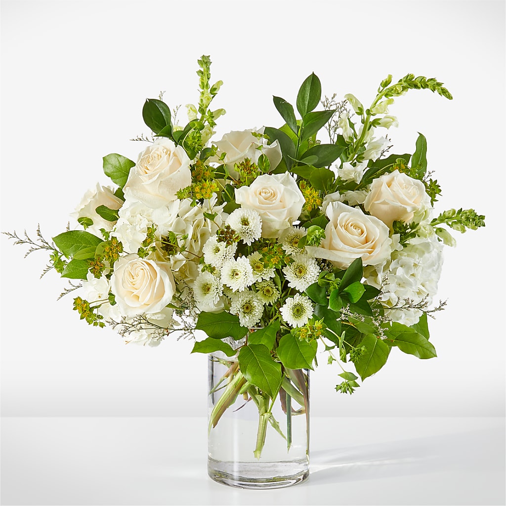 Hint of Vanilla Bouquet – Unique Flowers And Wedding, Miami FL