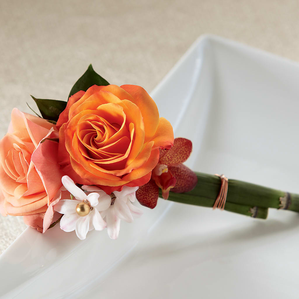 Sunset Dream Boutonniere – Unique Flowers And Wedding, Miami FL