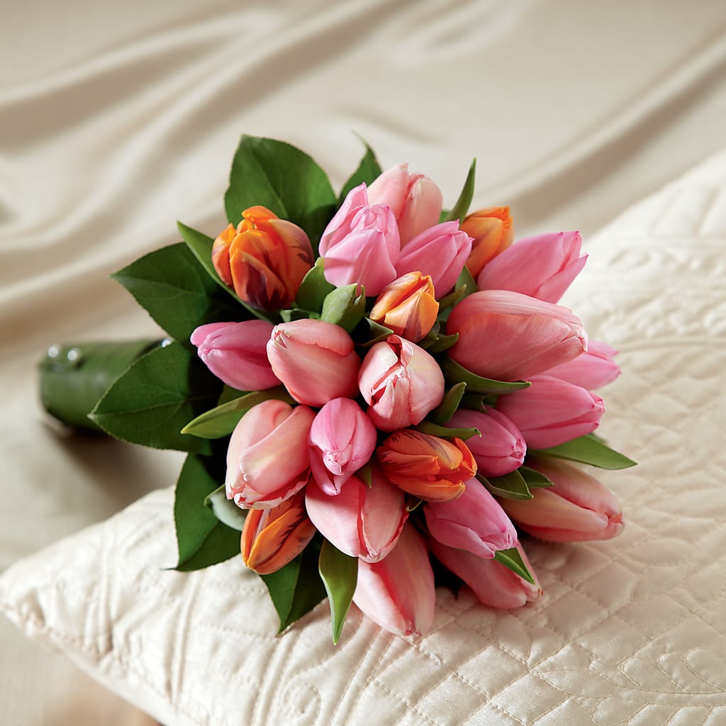 Embraceable Bouquet – Unique Flowers And Wedding, Miami FL