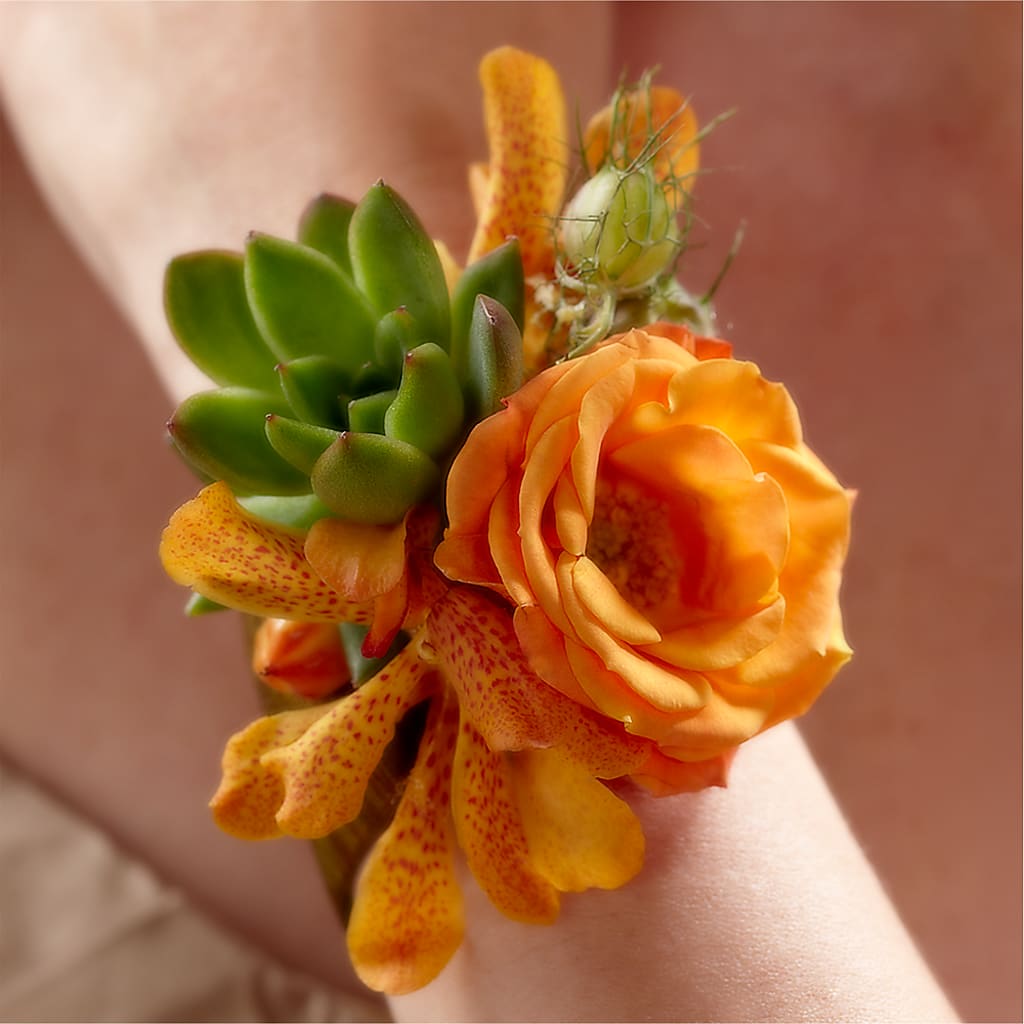 Irresistible Love Wrist Corsage – Unique Flowers And Wedding, Miami FL