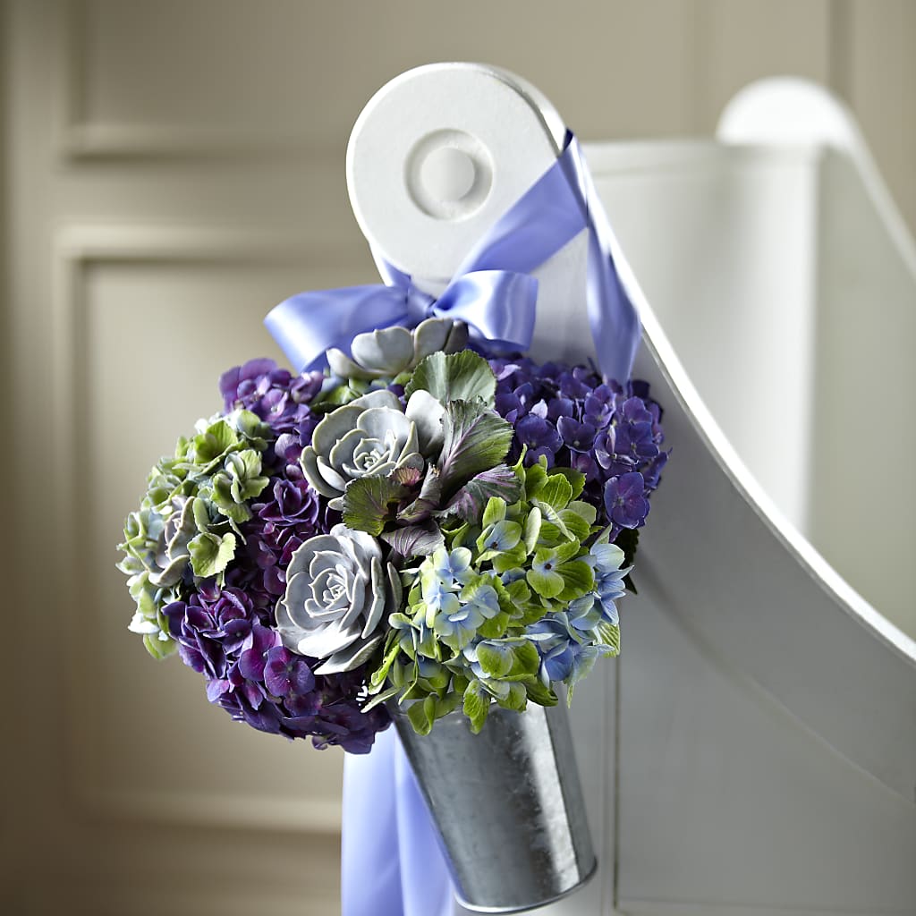 Declaration Pew Décor – Unique Flowers And Wedding, Miami FL