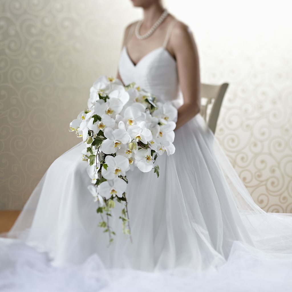 Classic White Bouquet – Unique Flowers And Wedding, Miami FL
