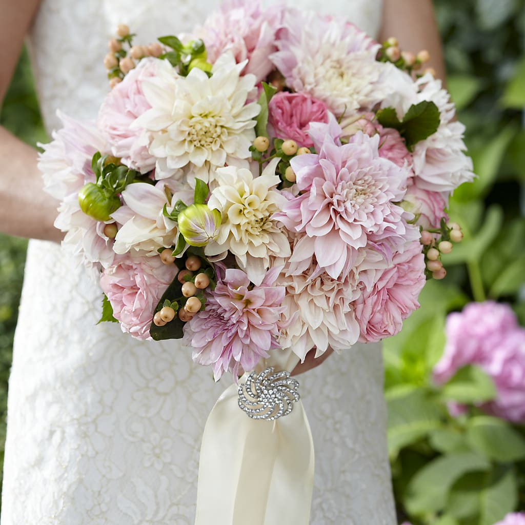 Heart's Promise Bouquet – Unique Flowers And Wedding, Miami FL