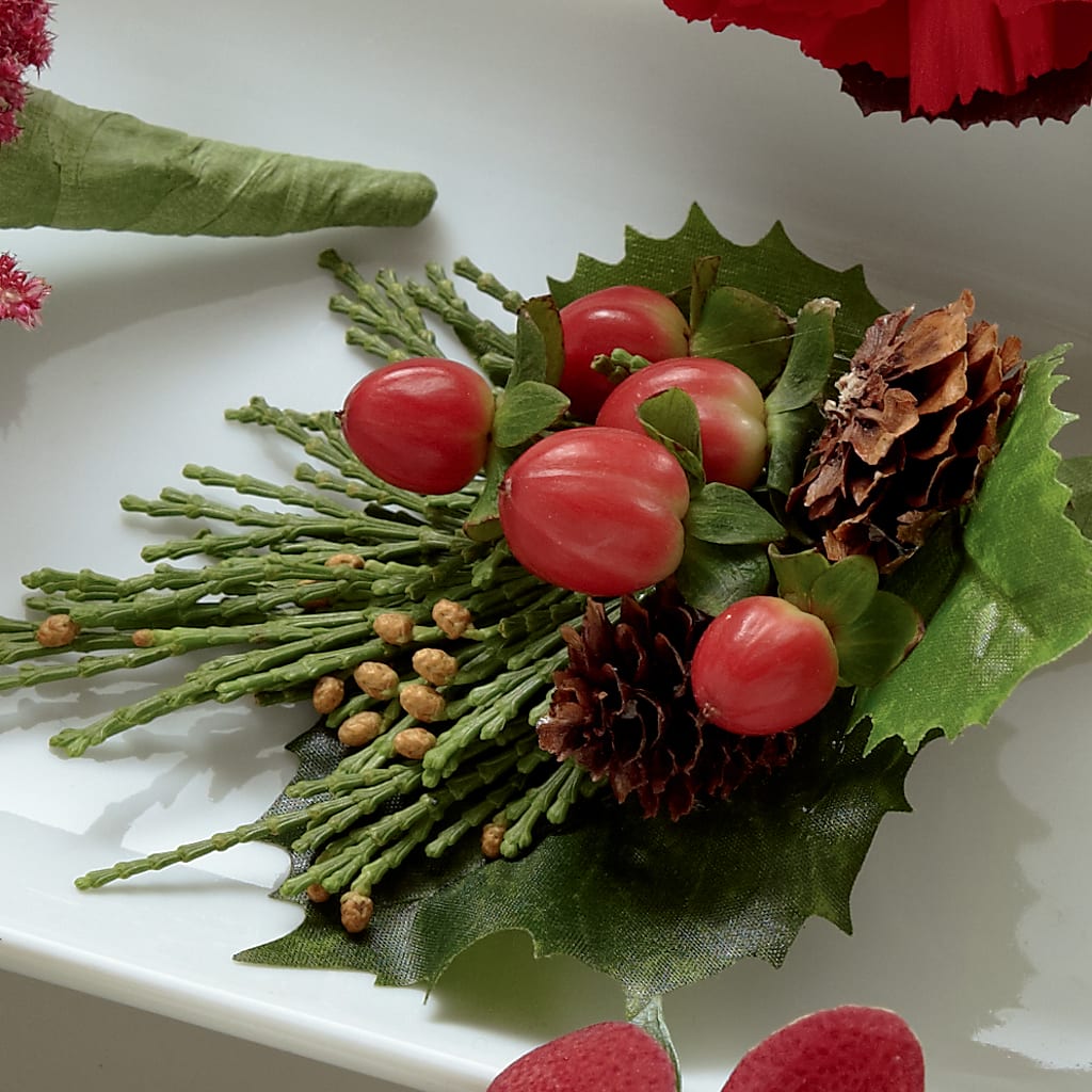 Red Berry Boutonniere – Unique Flowers And Wedding, Miami FL