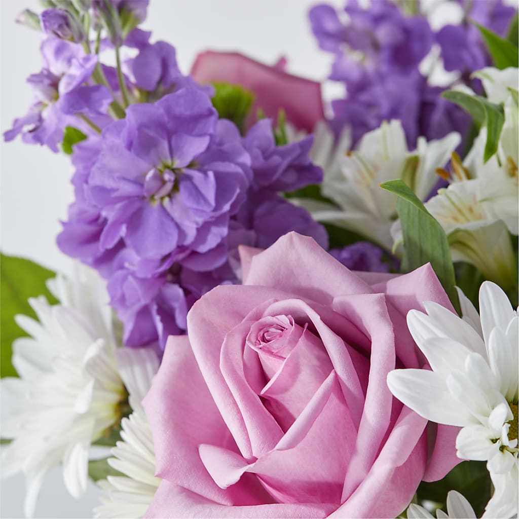 Garden of Peace Bouquet –  Unique Flowers And Wedding, Miami FL