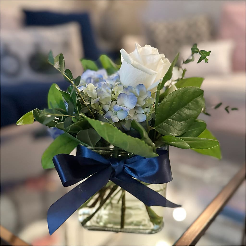 Sky Blue Delight Bouquet –  Unique Flowers And Wedding, Miami FL