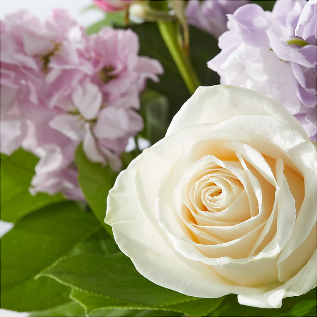 Springtime Spritz Bouquet –  Unique Flowers And Wedding, Miami FL