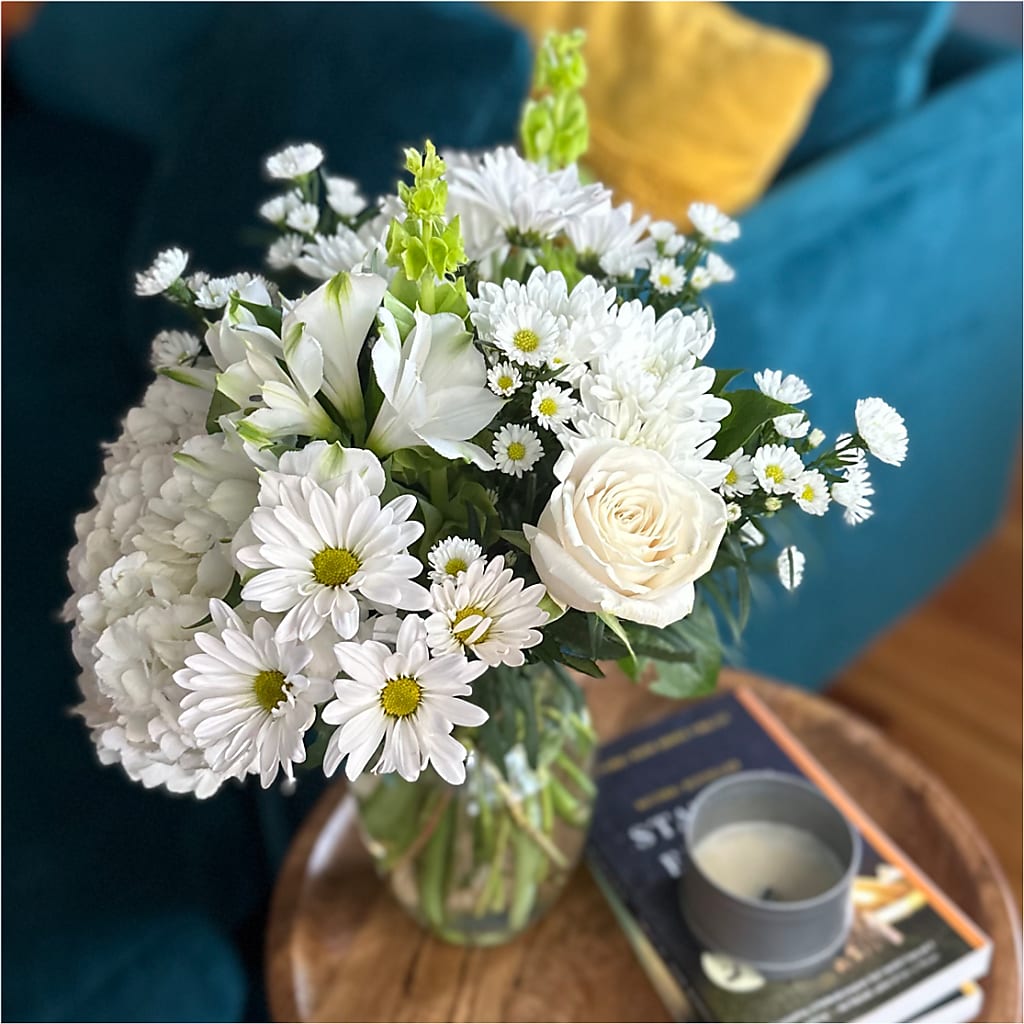Classic Ivory – A Florist Original –  Unique Flowers And Wedding, Miami FL