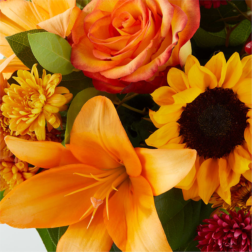 Grateful Centerpiece –  Unique Flowers And Wedding, Miami FL