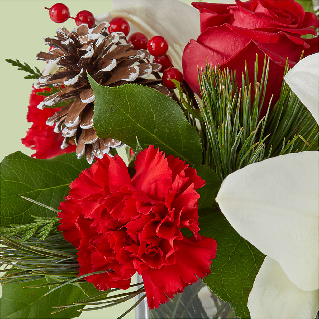 Glistening Icicles Bouquet –  Unique Flowers And Wedding, Miami FL