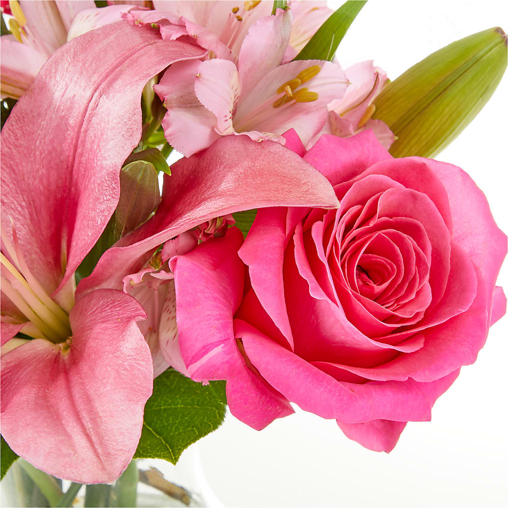 Lots of Love Bouquet –  Unique Flowers And Wedding, Miami FL