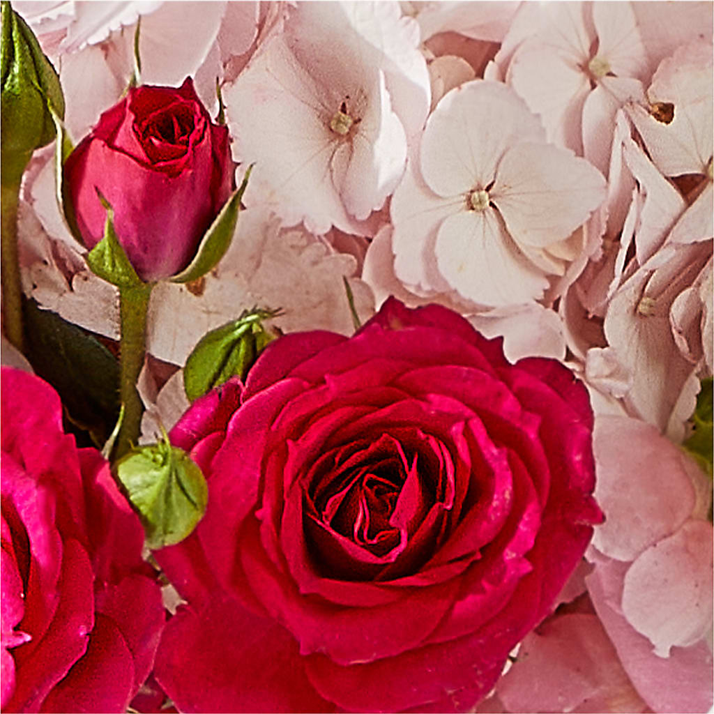Glitz & Glam Bouquet –  Unique Flowers And Wedding, Miami FL