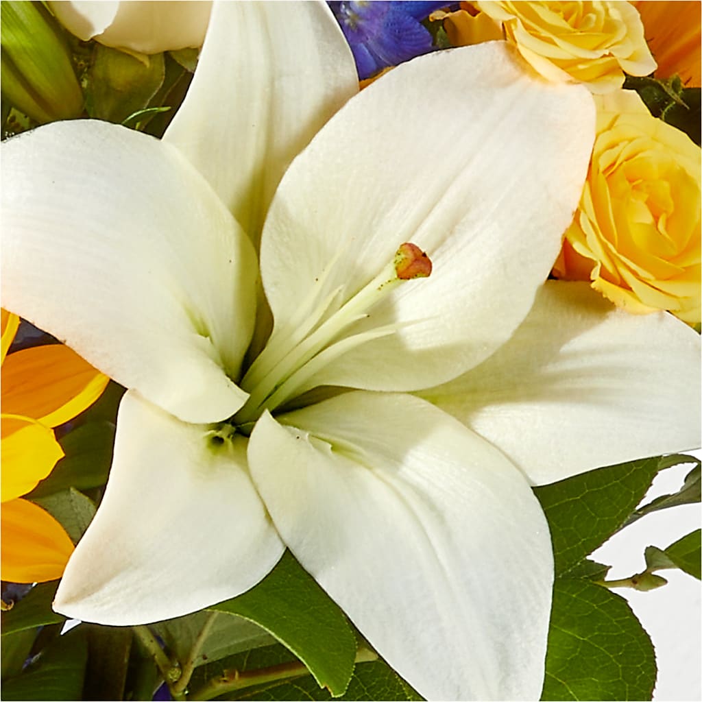Wonderfully Sunny Bouquet –  Unique Flowers And Wedding, Miami FL