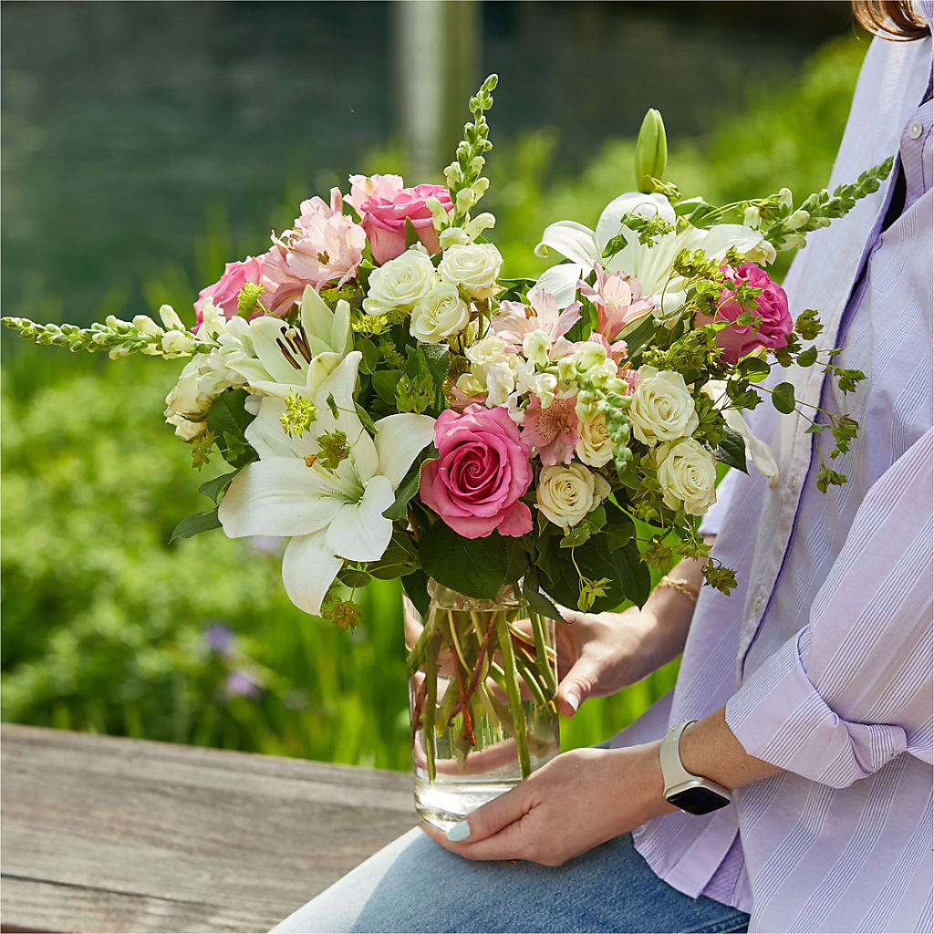 Fondly Bouquet –  Unique Flowers And Wedding, Miami FL