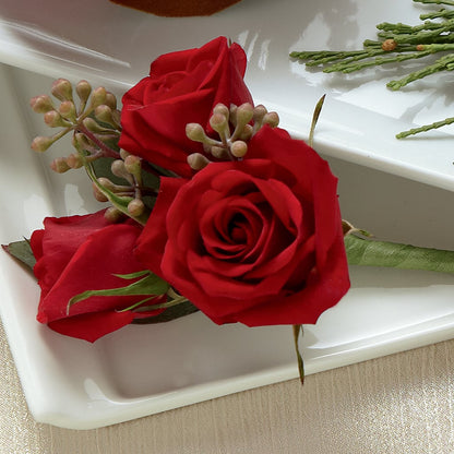 Red Spray Rose Boutonniere –  Unique Flowers And Wedding, Miami FL